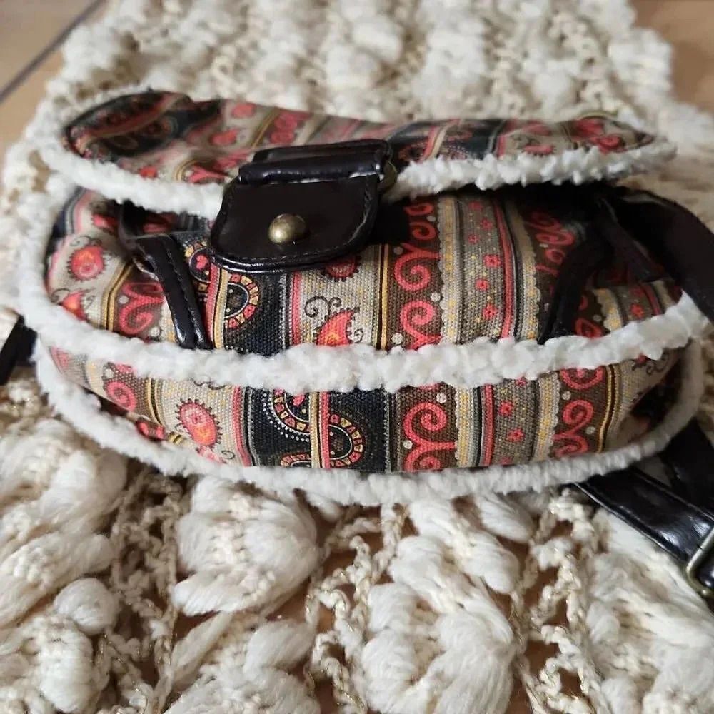Decree Aztec design crossbody bag - Picture 5 of 7
